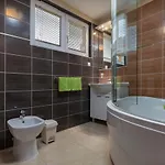 Comfort With Pool In (adults Only) * Medulin