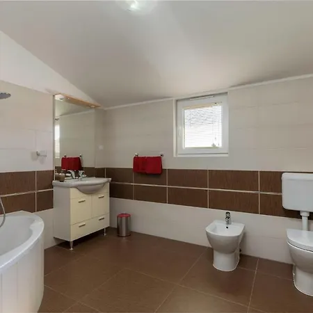 Apartman Comfort With Pool In (adults Only) *