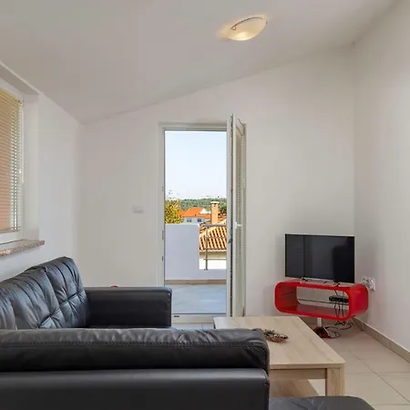 Apartman Comfort With Pool In (adults Only)