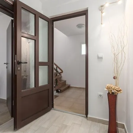 Apartment Comfort With Pool In (adults Only)